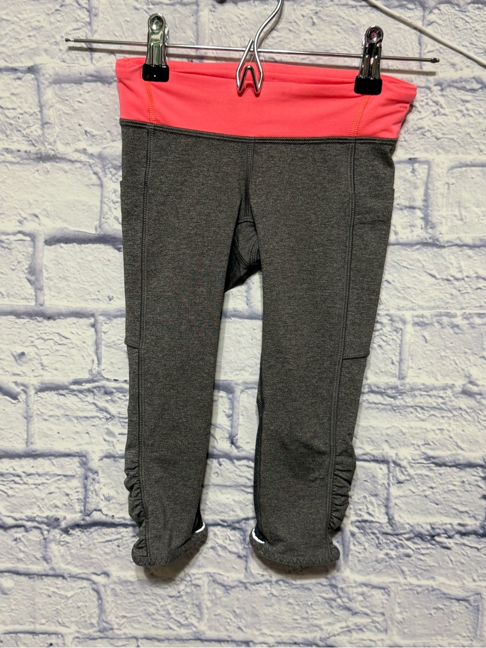 Girls Ivivva leggings size 6